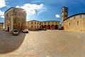 Piazza San Giovanni, Volterra